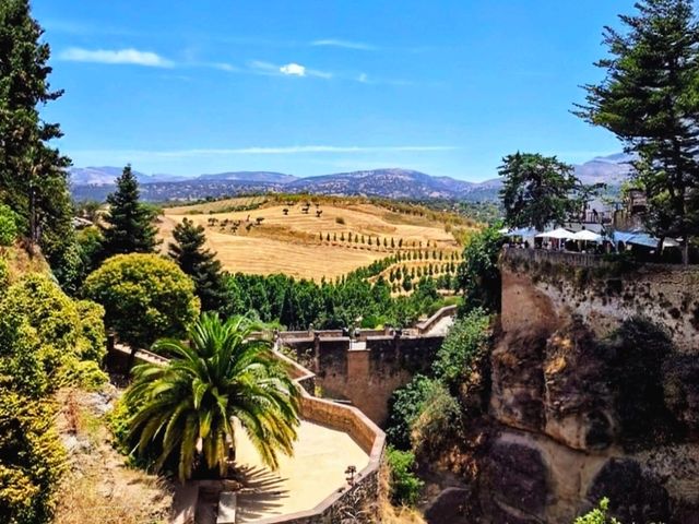 龍達 | 昆卡花園 Jardines De Cuenca,與龍達的秘境約會 龍達 | 昆卡花園 Jardines De Cuenca,與龍達的秘境約會