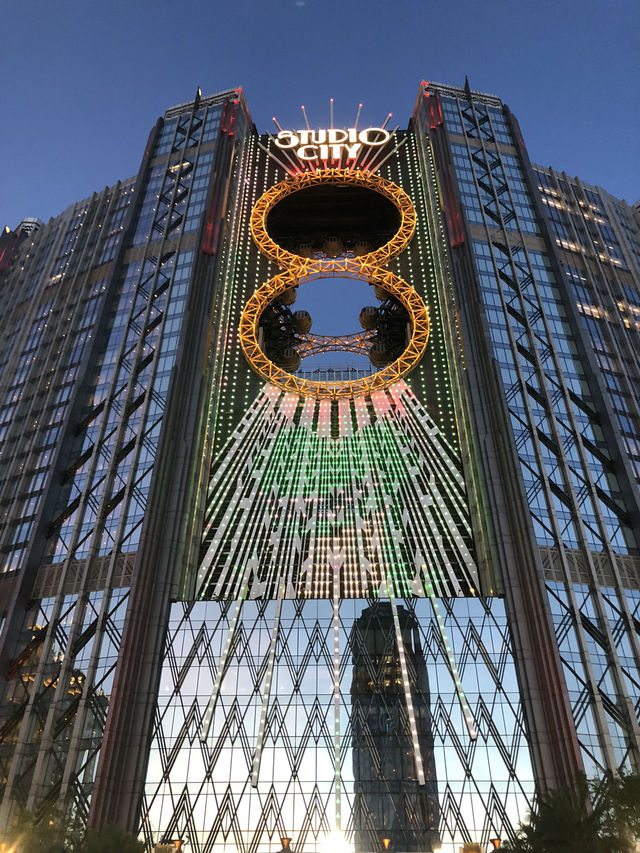 澳門必去夜景地標摩天輪🎡   澳門必去夜景地標摩天輪🎡
