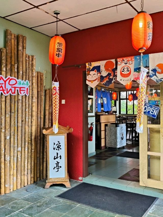 Discover Japanese Food Mountain Escape Lantern Dining Glow🏮
