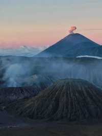 Volcano Sunrise Views🌋