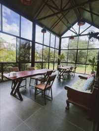 Cafe & Restaurant 