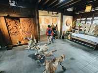 Craftsmanship at the Woodcarving Experience Center, Shaxizhen