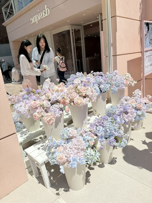 【韓国•聖水】お土産にも喜ばれる事間違いなし◎大人気コスメのフラッグシップストア🏬