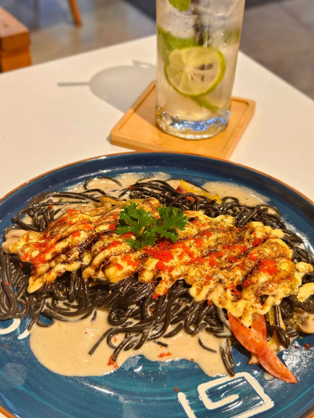 Brunch with a Smile at Grin Gusto