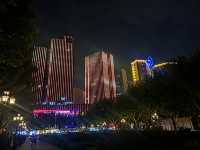 2025.8月初夏季夜晚徐家匯書院