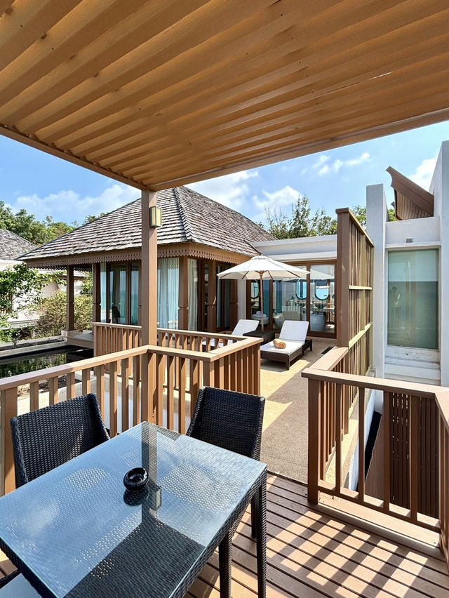 The Ritz-Carlton, Koh Samui