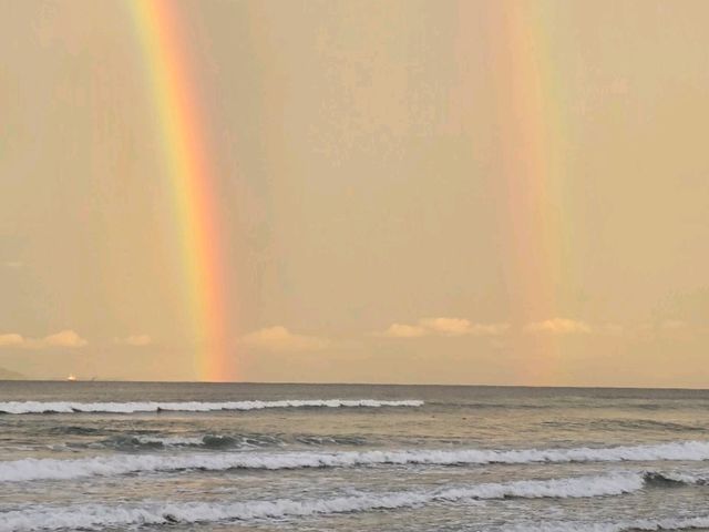 베트남 다낭 미케비치의 아름다운 일몰 베트남 다낭 미케비치의 아름다운 일몰