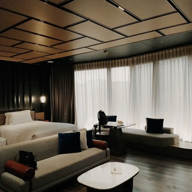 Refined Stays & Japanese Grace