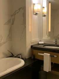 📍 파라다이스 시티 인천 — 예술과 휴식이 공존하는 럭셔리 호캉스