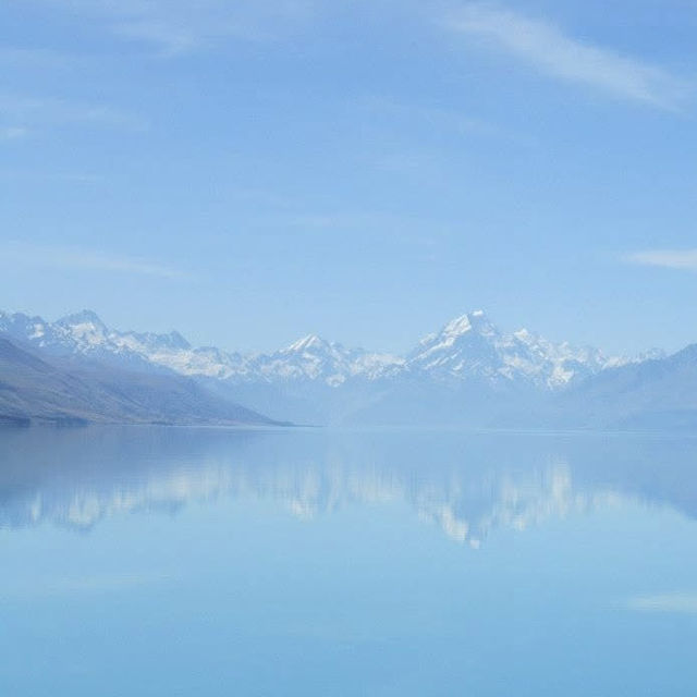 美到我想哭的普卡基湖藍