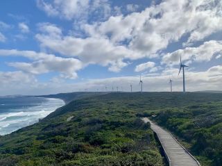 海と風力の出会い：アルバニー風力発電所