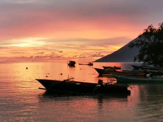 บุนากัน – แนวปะการังแนวตั้งและน้ำใสในจังหวัดสุลาเวซีเหนือ