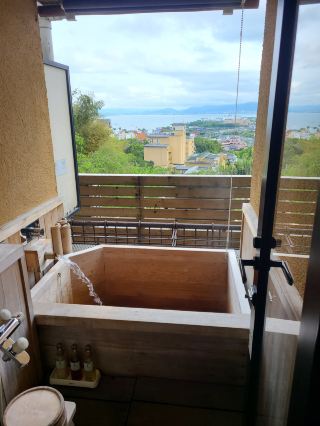 Lake Views & Hinoki Open-Air Baths! Experience Ultimate Relaxation Where Time Stands Still at Shiga’s Lake Biwa!