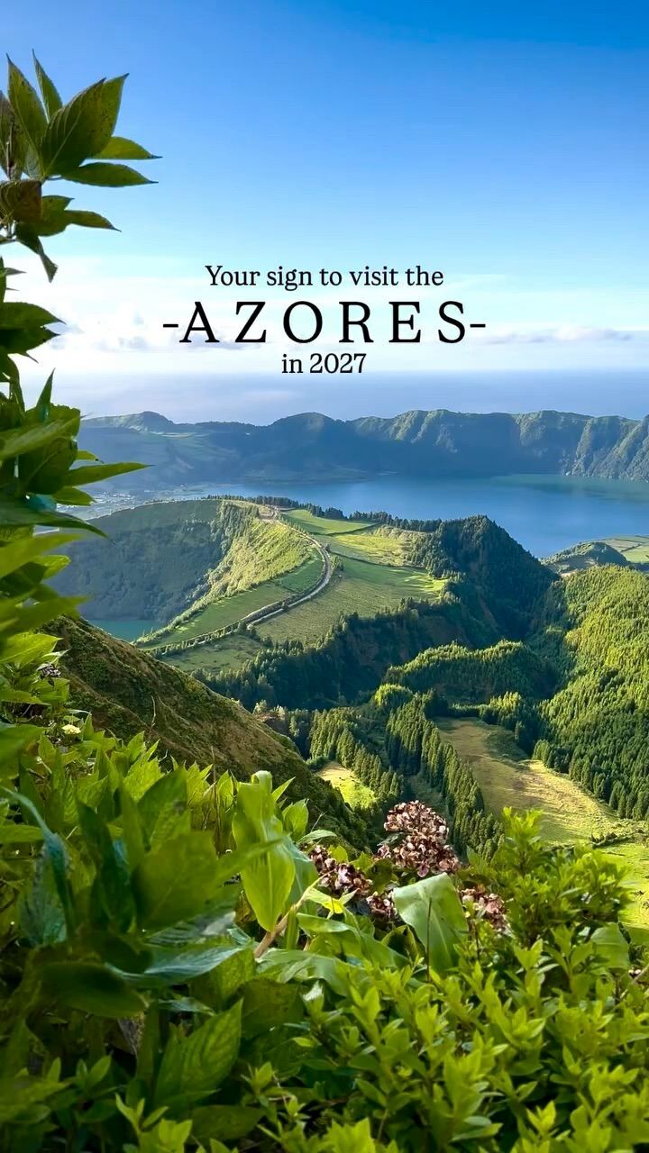 🌿 Azores: Europe’s Hidden Paradise That Looks Almost Unreal! 🌋💙