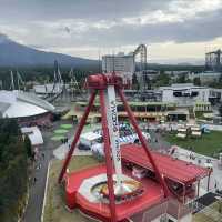 驚險刺激！富士急樂園的終極冒險之旅！🎢🎠🌈
