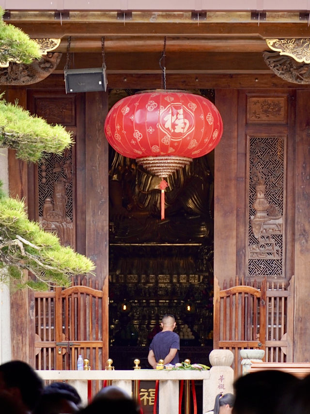 Nanputuo Temple: A Spiritual Retreat in Xiamen