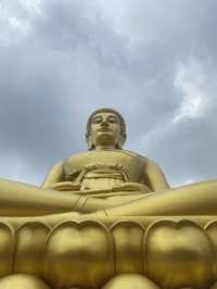 天井に広がる宇宙🪐✨🇹🇭バンコクの寺院【ワット・パークナム】