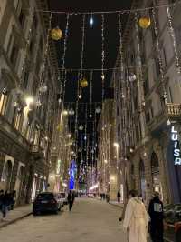 rainy christmas in florence! ✨