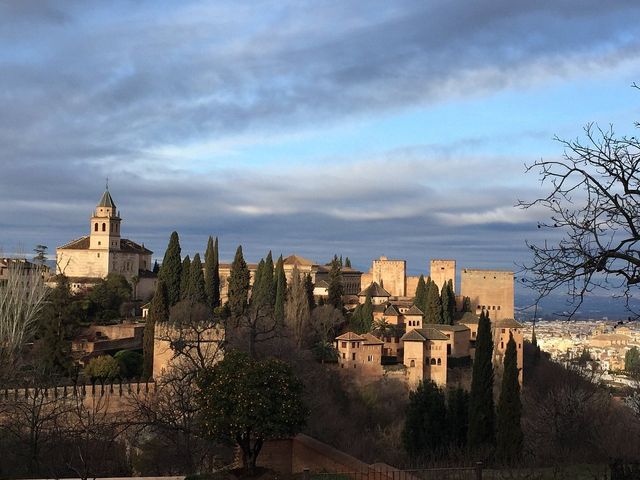 "Granada Magic: Alhambra & Flamenco 🌟🏰"