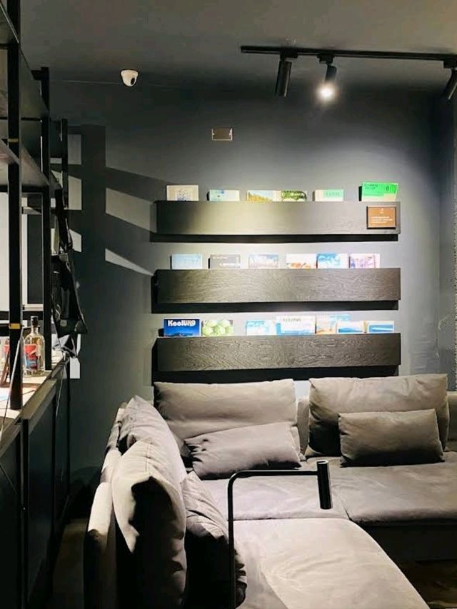 😍樓下就是夜市的新酒店😍吃到飽飽