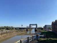 Tranquil Moments by Hull’s River View 🌉🌿