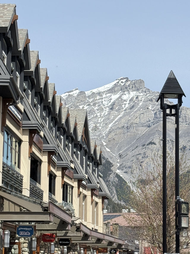 Escape to Banff 🌲🏞️