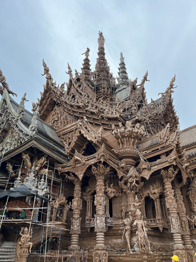 The Sanctuary of Truth – A Wooden Marvel in Pattaya