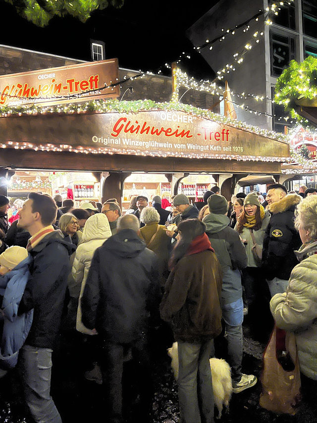 🎄🏰 Aachen, Germany — Where Imperial History Meets Christmas Magic ✨🌟