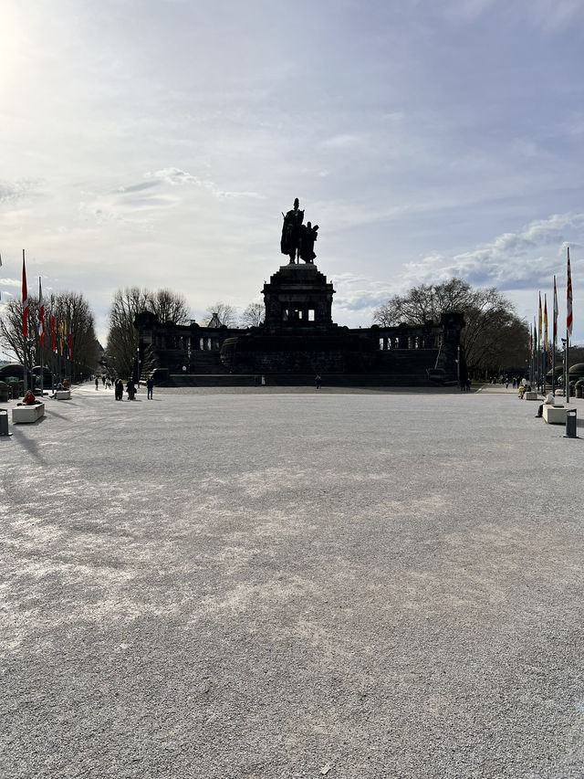 Where Rivers Meet and History Rises – Discover Deutsches Eck in Koblenz! ✨🌊 