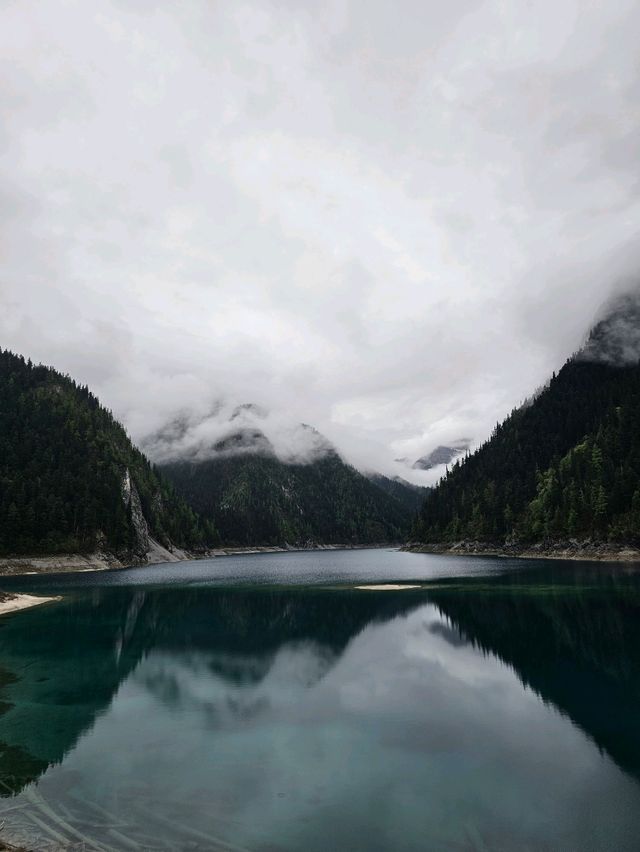 Marveling at the Bioluminescent Glow of Jiuzhaigou's Night Lakes 4 Sichuan valley view