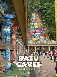 Batu Caves чудо в нескольких километров от центра Kuala Lumpur 