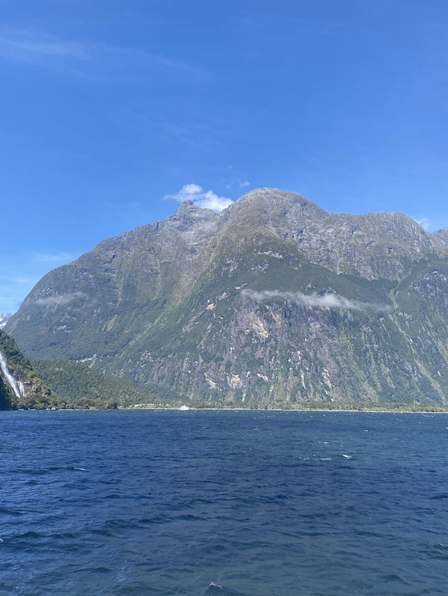 Milford sound 
