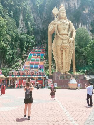 예산으로 쿠알라룸푸르 탐험하기: 말레이시아의 활기찬 도시를 즐기세요
