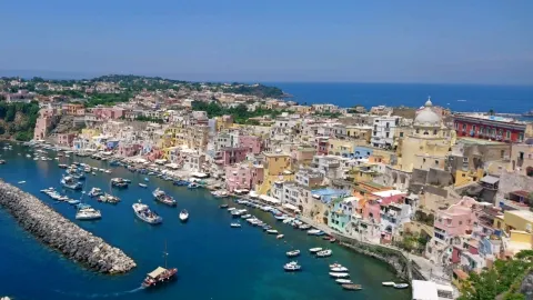 สุดยอดเมืองลับฉบับอิตาลี: Procida, Agropoli และ Paestum — traveler post in ปรอซิดา