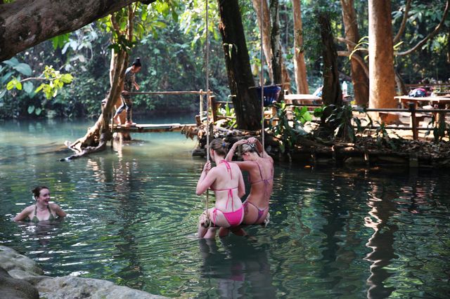 The place where "Spring" and "The Birth of Venus" can be filmed.