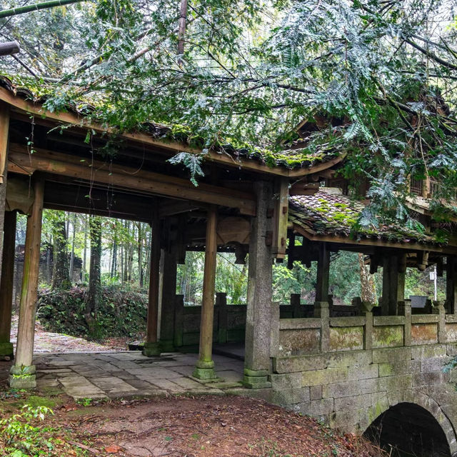 江西最美古廊橋靖安花橋