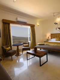 🌟 Rajasthan Retreats: Unwind at Fateh Safari Suites! 🐫✨