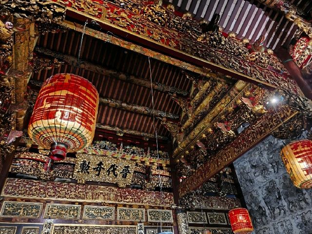 龍山堂邱公司，古式建築藝術典範