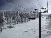 How to Enjoy Skiing at Heavenly During Peak Season