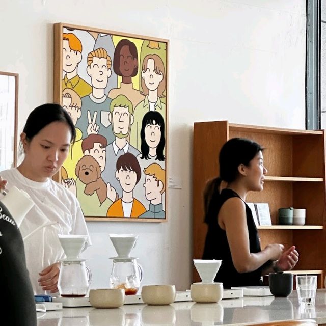 Minimalist cafe