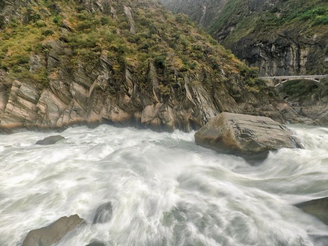 本年度第一寶藏美大峽谷就藏在雪山背後