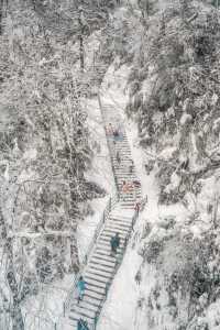 被低估嘅冰雪王國（瓦屋山）