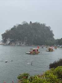 暴雨中的桂林象鼻山 兩江四湖
