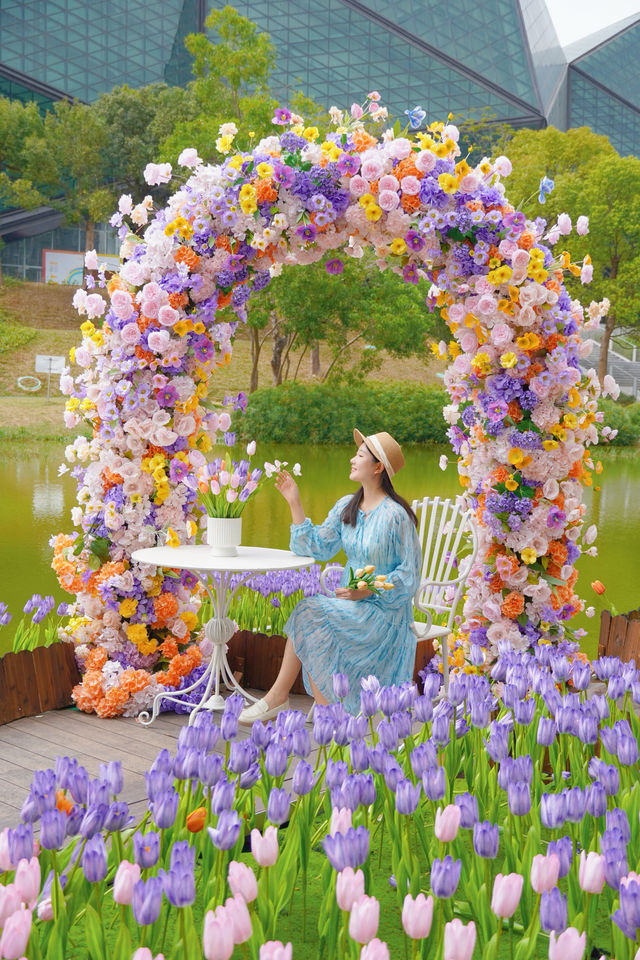 深圳誤入莫奈瀑布花海！春日限定浪漫！