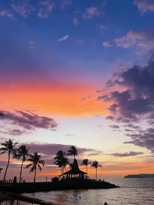 Visit Malaysia in April for a Tropical Adventure Without the Hassle