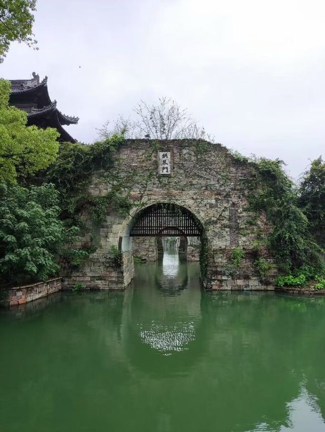寶藏旅遊地鹽官古城-潮樂古城