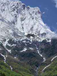 嚟自冰川與雪山嘅震撼