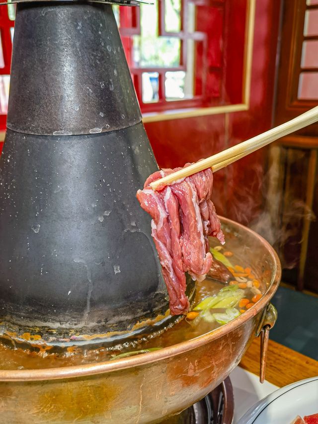 京城北邊嘅老北京涮肉館！好香啊！
