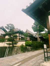 Slowing down in the heart of Kyoto 😍