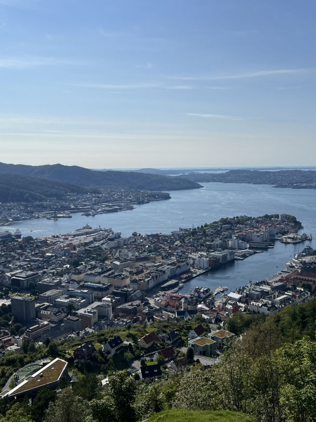 Bryggen, Fløyen, and Fjords: The Ultimate Bergen Experience 🇳🇴 🚢 